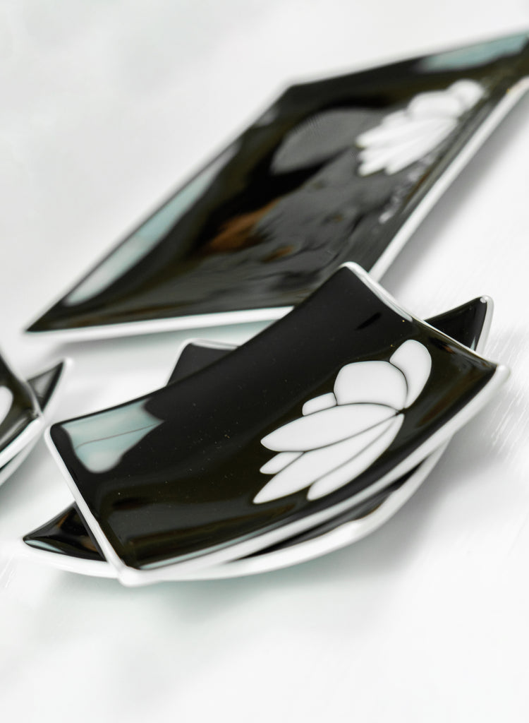 Handcrafted Glass Sushi Set with Lotus Flower - White Trim